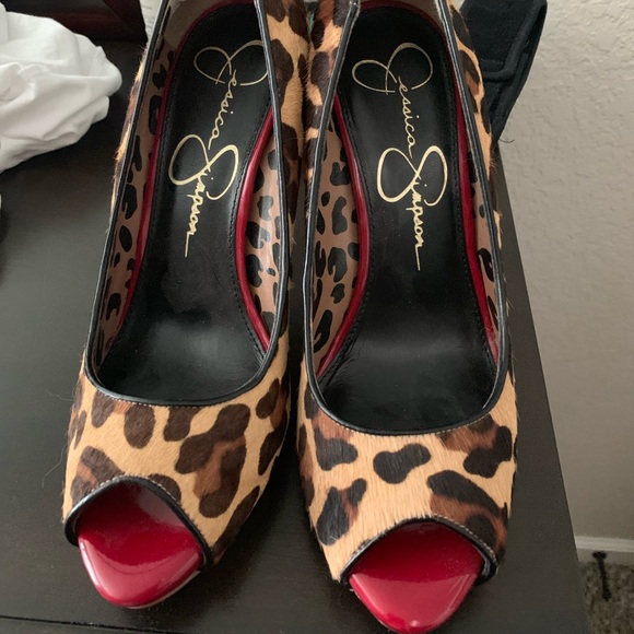 Jessica Simpson Shoes - Jessica Simpson cheetah peep toe !
